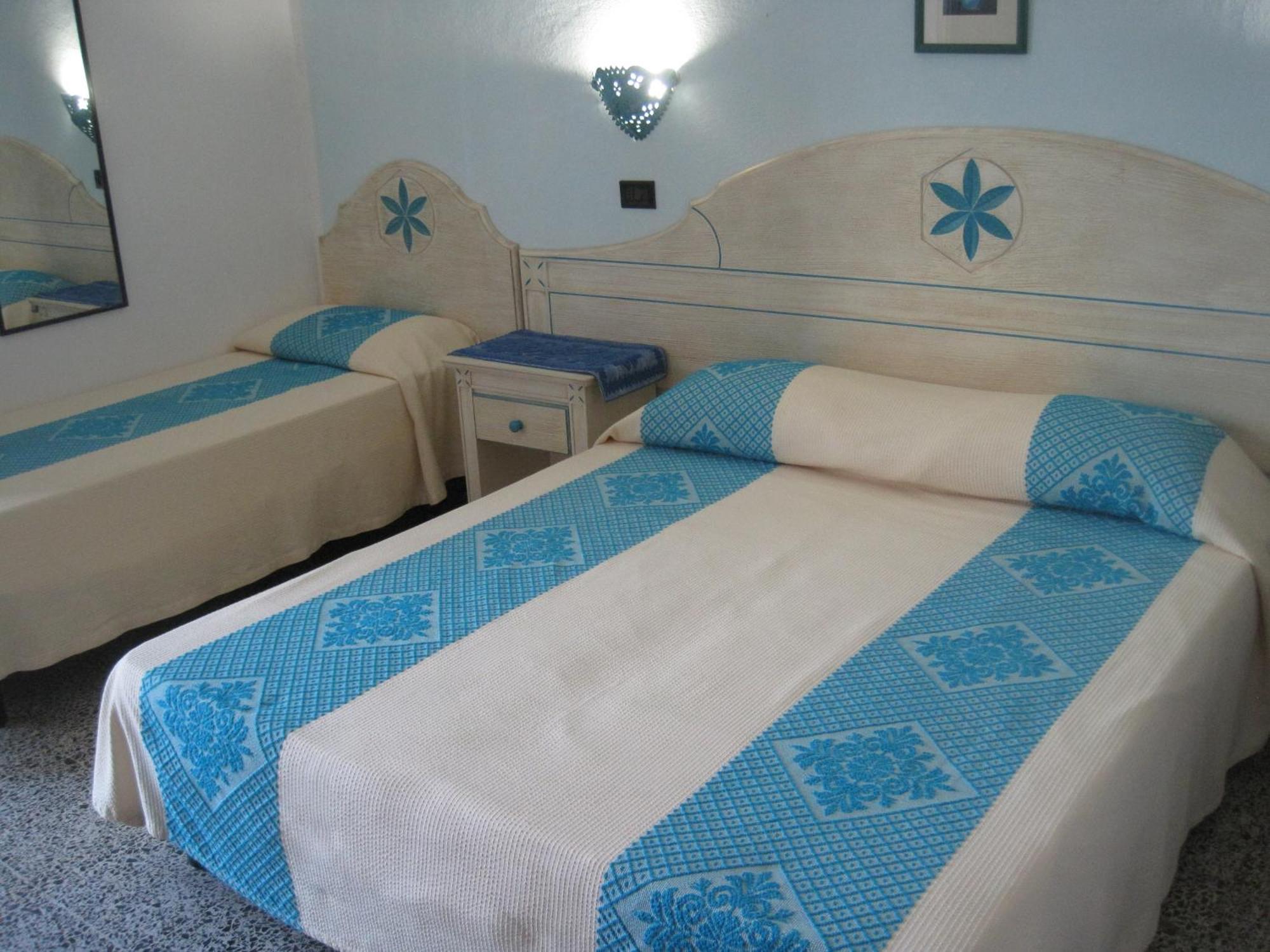 Hotel Moderno Santa Teresa Gallura Δωμάτιο φωτογραφία