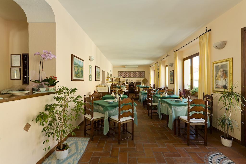 Hotel Moderno Santa Teresa Gallura Εξωτερικό φωτογραφία